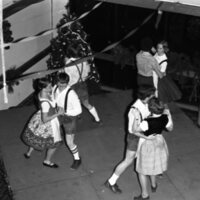 1977 Intercultural Entertainment 01