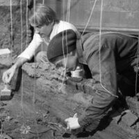 1979 Inlow Hall Grave 04