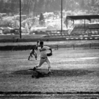 1985 Baseball, April Action 09