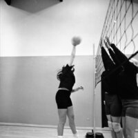 1972 Volleyball Action 20