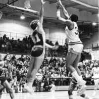 1980 Men's Basketball, February Home Game 09