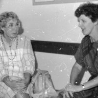 1985 Employees, Talking 01
