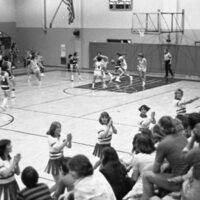 1977 Cheerleaders 25