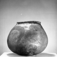 1972 Art, Ceramic Vases 03