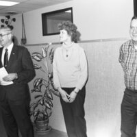 1986 Governor Governor Vic Atiyeh Honors Employee 12