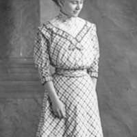 Reuter, Woman 2