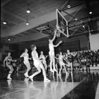 1972 Basketball Action 1-3
