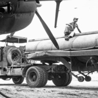 C-46, Refueling