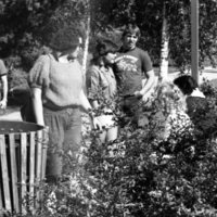 1985 Students, September Outdoor Candid Shots 03