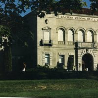90's Inlow Hall Entrance 4-2