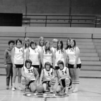1974 Women's Basketball Team 06