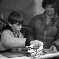 1981 Ackerman Elementary Sewing 02