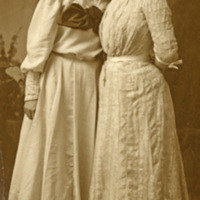 Portrait - Hill, Mollie &amp; Daughter