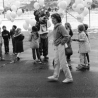 1986 Ackerman Elementary School,  Balloons 19