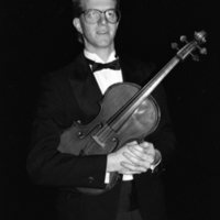 1990 Violinist, Clark Potter 05