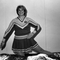 1985 Football Cheerleaders 04