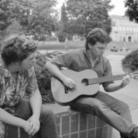 1987 Guitarist 06