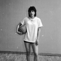 1985 Women's Basketball Players, October Portraits 05