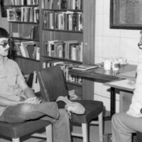 1985 September, Student Consults Professor 02