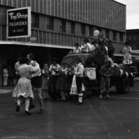 1980 Parade, Folk Dancers 02