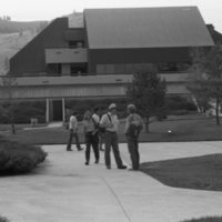 1985 Students, April Outdoor Candid Shots 09
