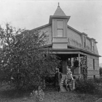 La Grande Home, Davis 1