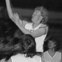 1985 Women's Basketball Action, EOSC vs. LCSC 03