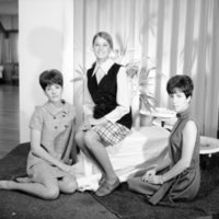 1968 Homecoming Queen 01