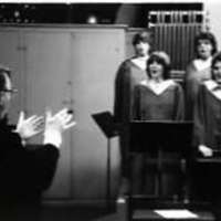 1985 April, Choir 01