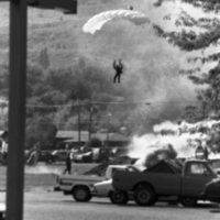 1987 New Student Days, Parachutist 01