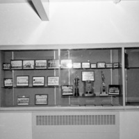 1958-59 Trophy Case, Quinn