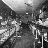 La Grande, Tavern Interior