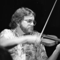 1982 Concert, Emmylou Harris 12