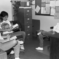 1990 Students, Meeting 01