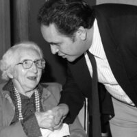 1985 Students Serve Elderly 12