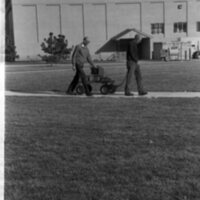 1990 Loso Hall, Moving In 02