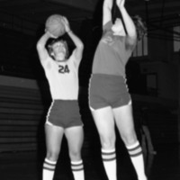 1979 Women's Basketball Action 06