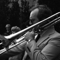 1980 Graduation, Band 09