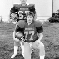 1981 Football Team Captains 02