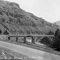 Perry, Grande Ronde Bridge 1