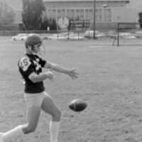 1975 Football Player 04