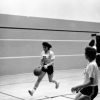 1980 Women's Basketball Action 01