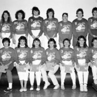 1986 Volleyball Team 04