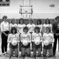 1983 Volleyball Team 04