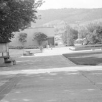 1985 Campus 02