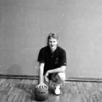 1985 Women's Basketball Players, October Portraits 09