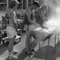 1982 Students, BBQ 04