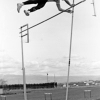 1986 Track Meet, Pole Vault 04