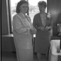 1990 Loso Hall Dedication, Reception 07