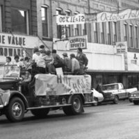 1985 Octoberfest Parade, Fire Truck 03